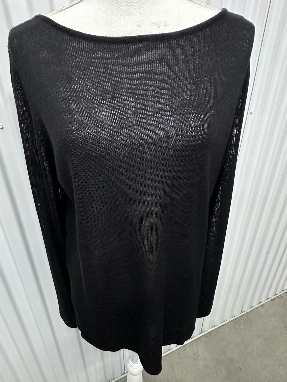 Ann Taylor Loft Black Long Sleeve Sweater